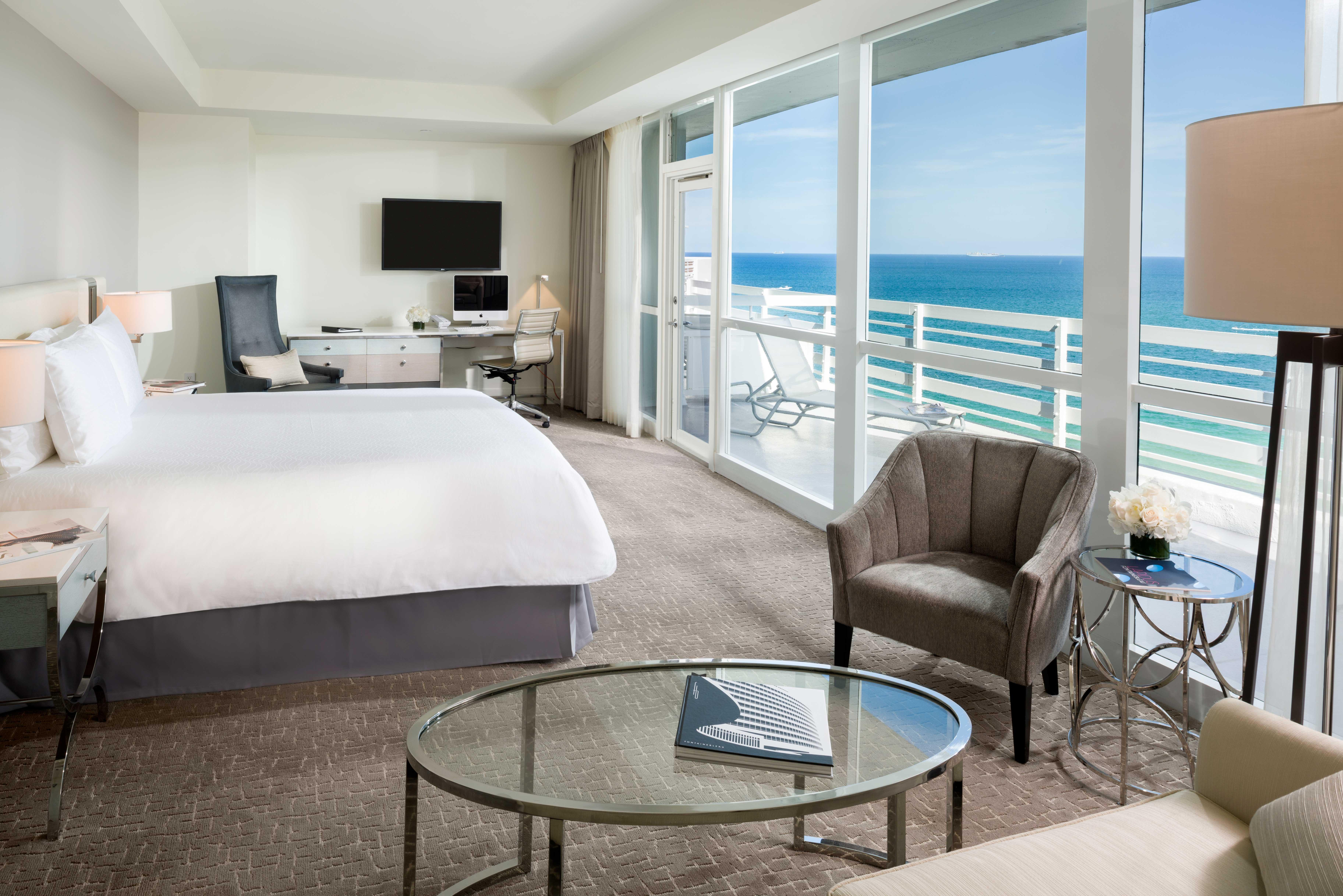 ホテル フォンテンブロー マイアミ ビーチ マイアミビーチ エクステリア 写真